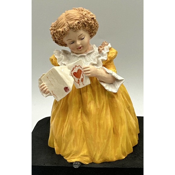 Adorable SEALED WITH A KISS Maud Humphrey Bogart Figurine H136 1992 Numbered - Picture 1 of 8